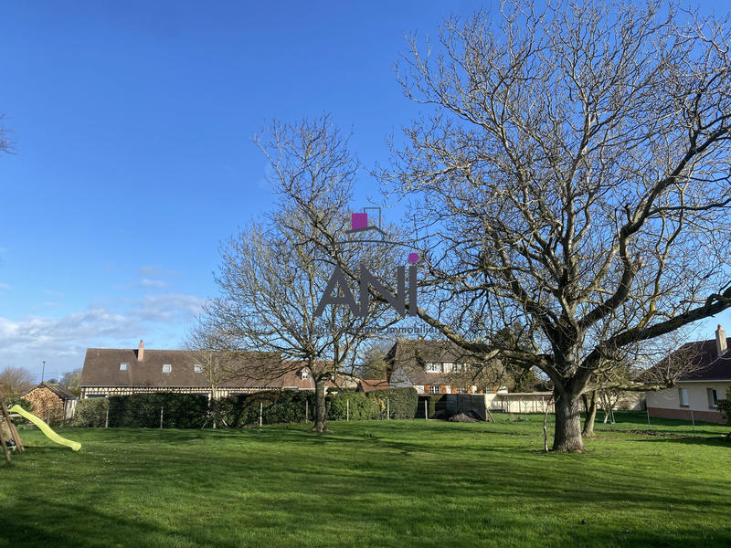 Maison - 242 m² - 11 pièces