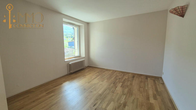 Maison - 198 m² - 7 pièces