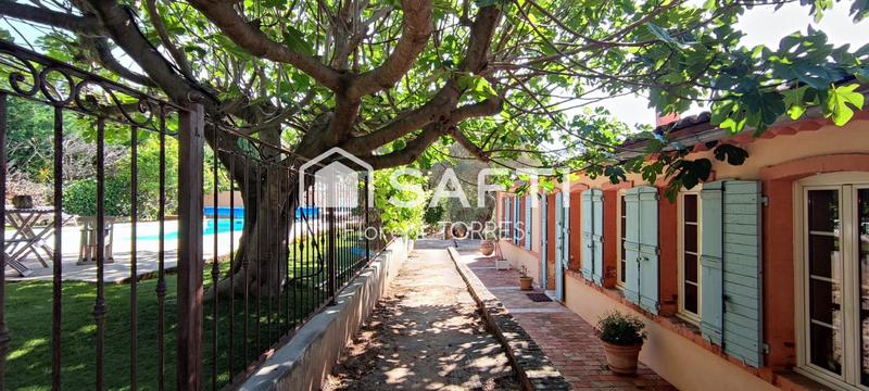 Maison - 250 m² - 9 pièces