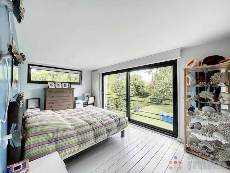 Maison - 248 m² - 6 pièces