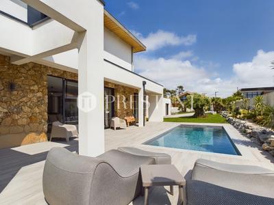 Maison - 160 m² - 5 pièces