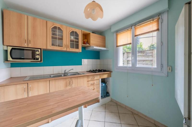 Maison - 187 m² - 8 pièces