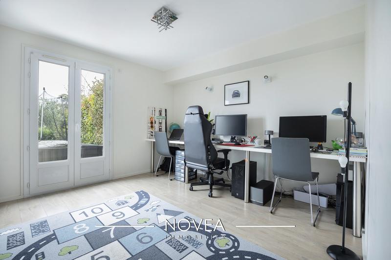 Maison - 135 m² - 6 pièces