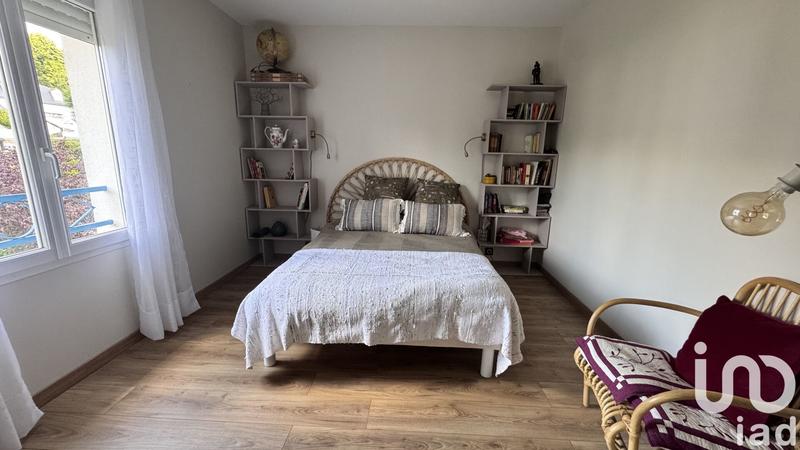 Maison - 214 m² - 8 pièces