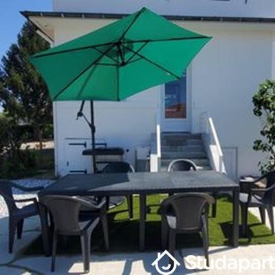 Chambre - 13 m² - 1 pièce