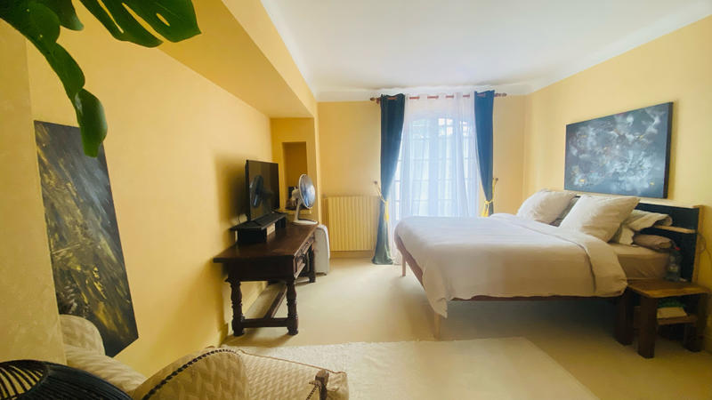 Maison - 150 m² - 5 pièces