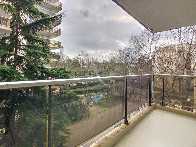 Appartement - 95 m² - 5 pièces