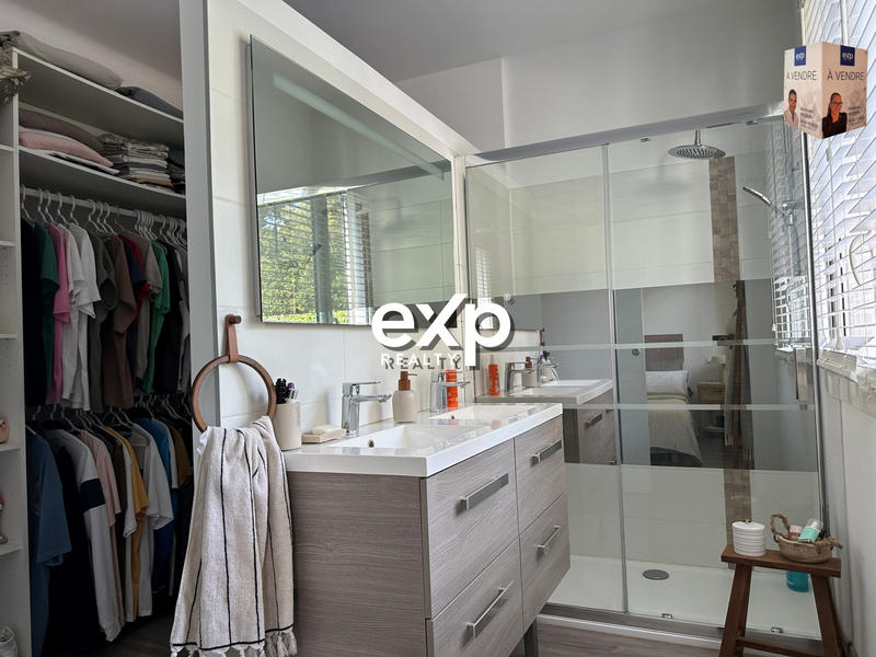 Maison - 99 m² - 4 pièces