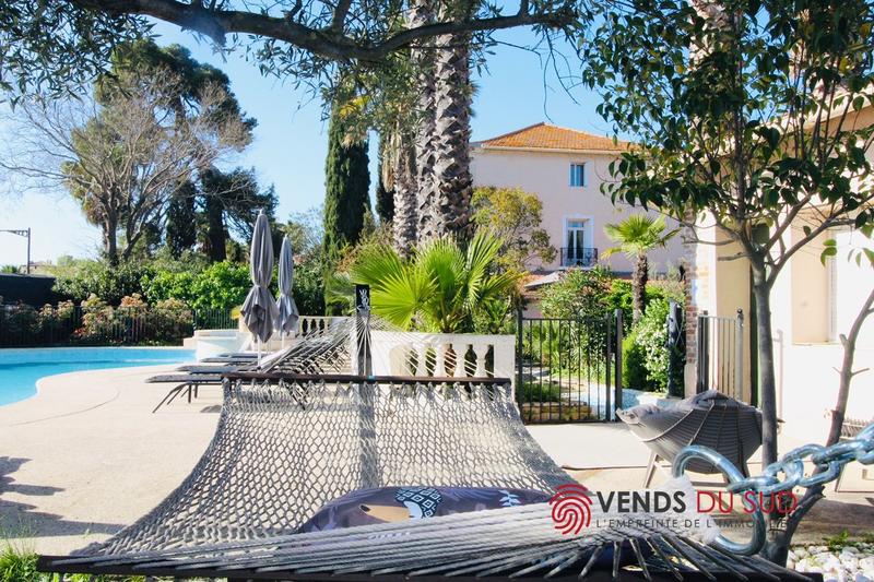 Maison de maîtres - 895 m² - 24 pièces