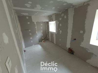 Maison - 83 m² - 3 pièces