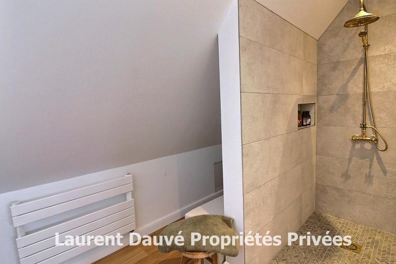 Maison - 162 m² - 7 pièces