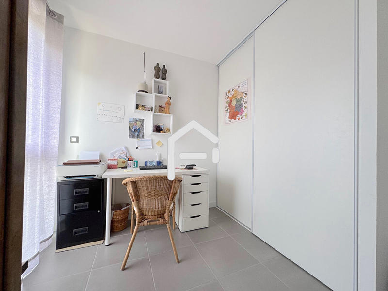 Appartement - 83 m² - 4 pièces