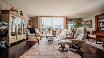 Appartement - 130 m² - 5 pièces