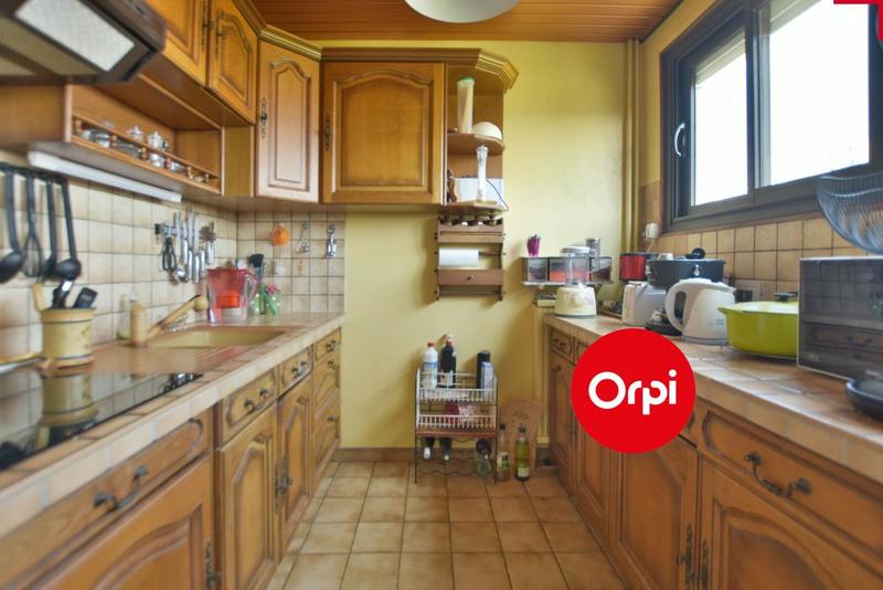 Appartement - 90 m² - 5 pièces