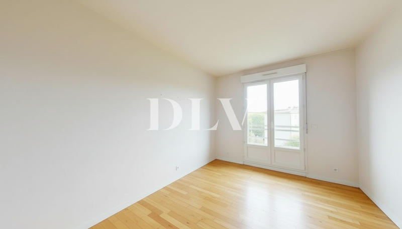 Appartement - 89 m² - 5 pièces