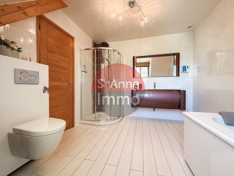 Maison - 160 m² - 6 pièces