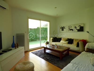 Maison - 102 m² - 3 pièces