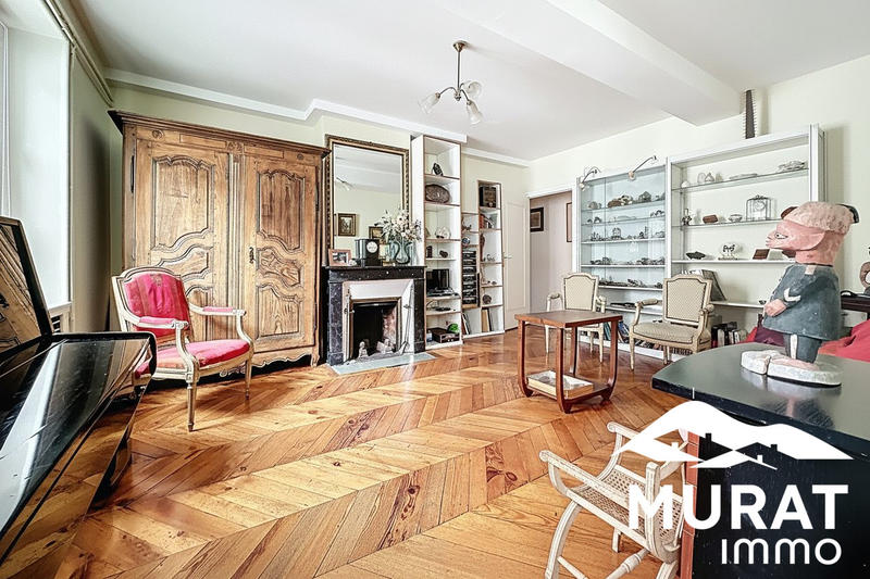 Appartement - 105 m² - 5 pièces