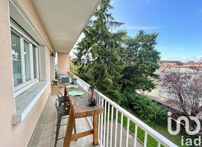 Appartement - 98 m² - 4 pièces