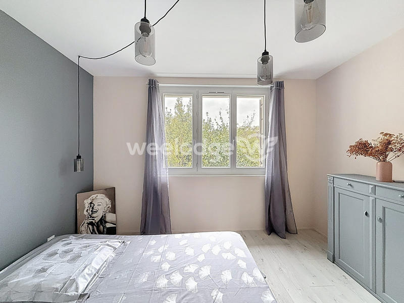 Maison traditionnelle - 138 m² - 6 pièces