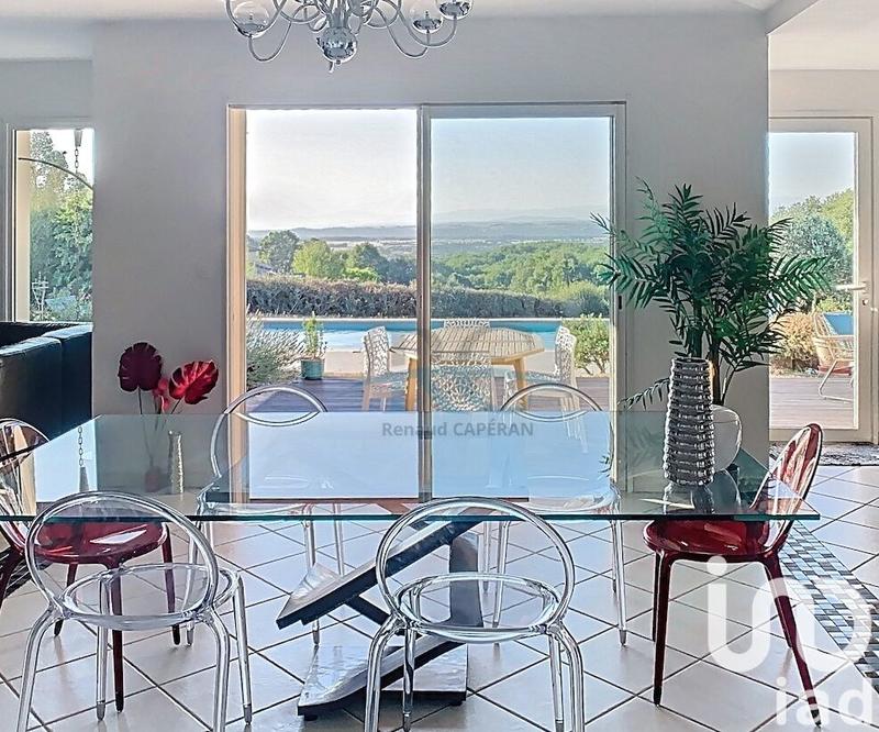 Maison - 203 m² - 5 pièces