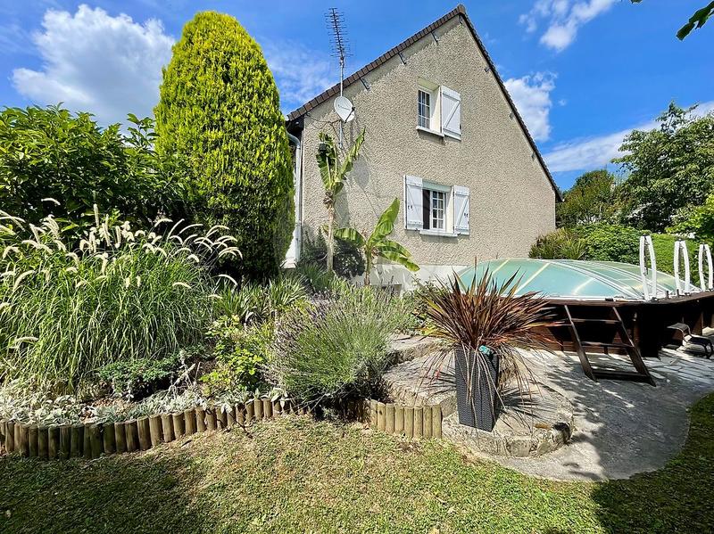 Maison - 138 m² - 7 pièces