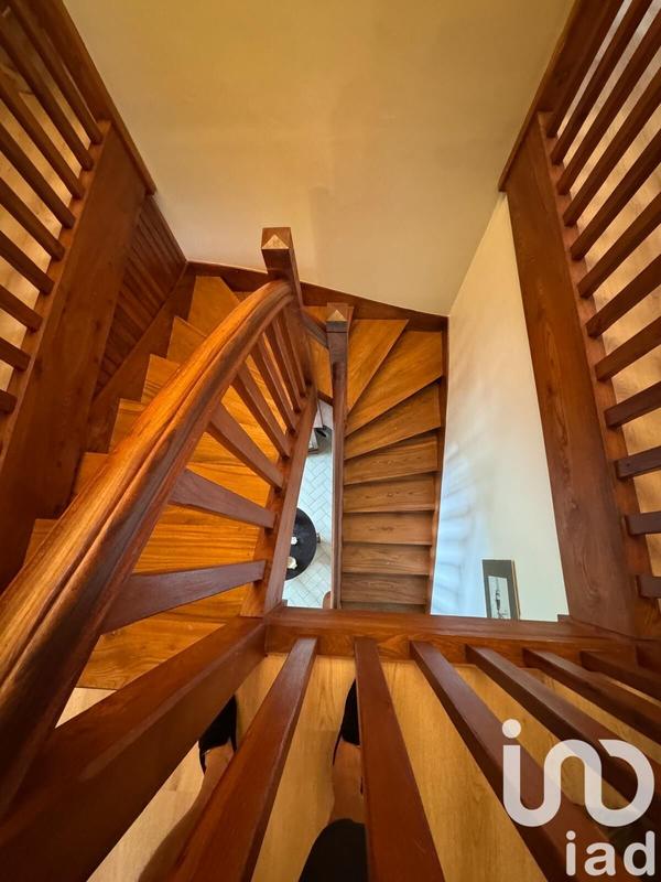 Maison - 161 m² - 6 pièces