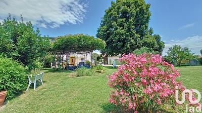 Maison - 277 m² - 10 pièces