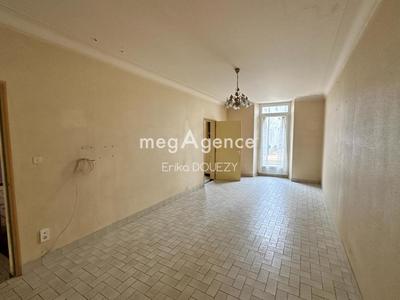 Maison - 178 m² - 7 pièces