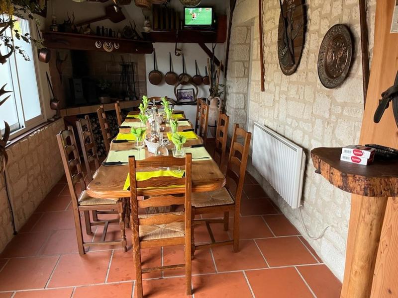 Local commercial - 200 m² - 4 pièces