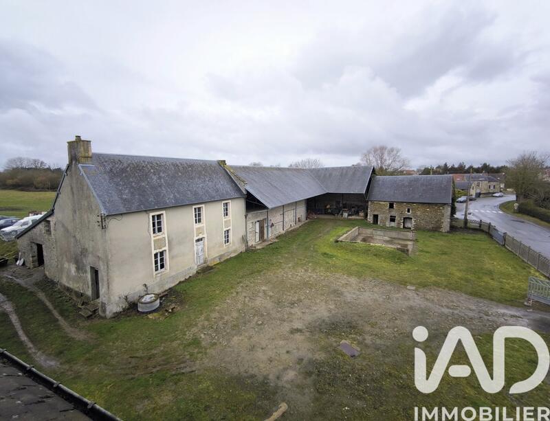 Maison - 207 m² - 6 pièces