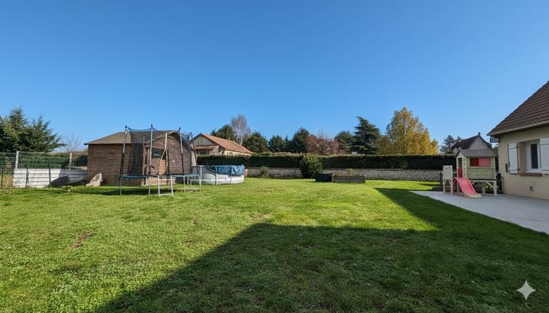 Maison - 99 m² - 5 pièces