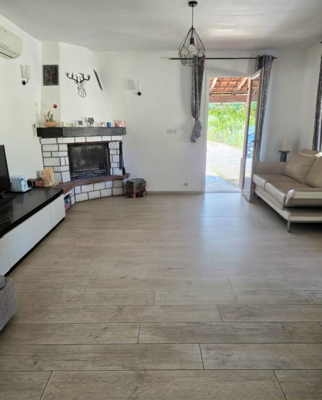 Maison - 90 m² - 3 pièces