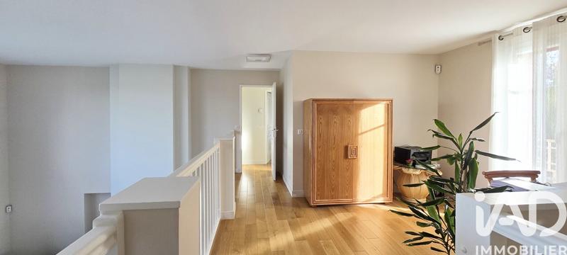 Maison - 228 m² - 7 pièces