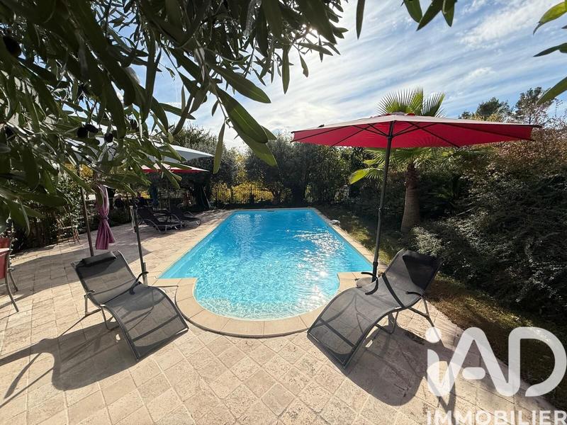 Maison - 160 m² - 6 pièces