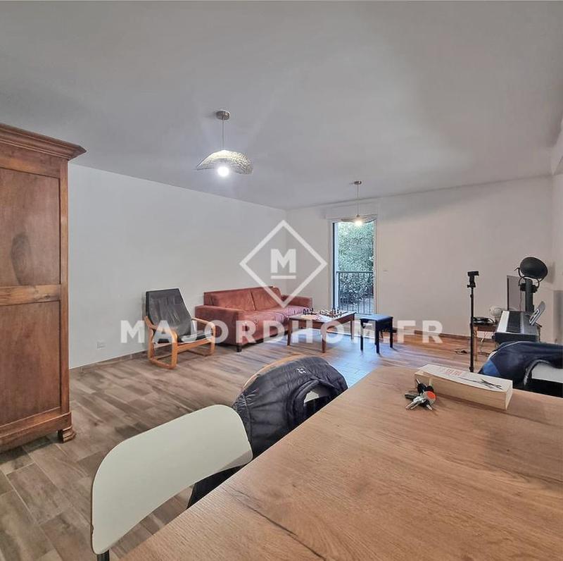 Appartement - 76 m² - 3 pièces