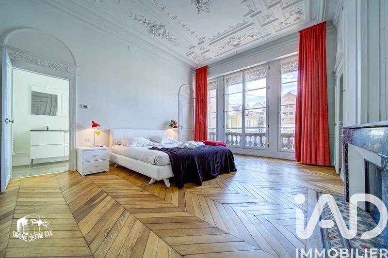 Appartement - 135 m² - 5 pièces