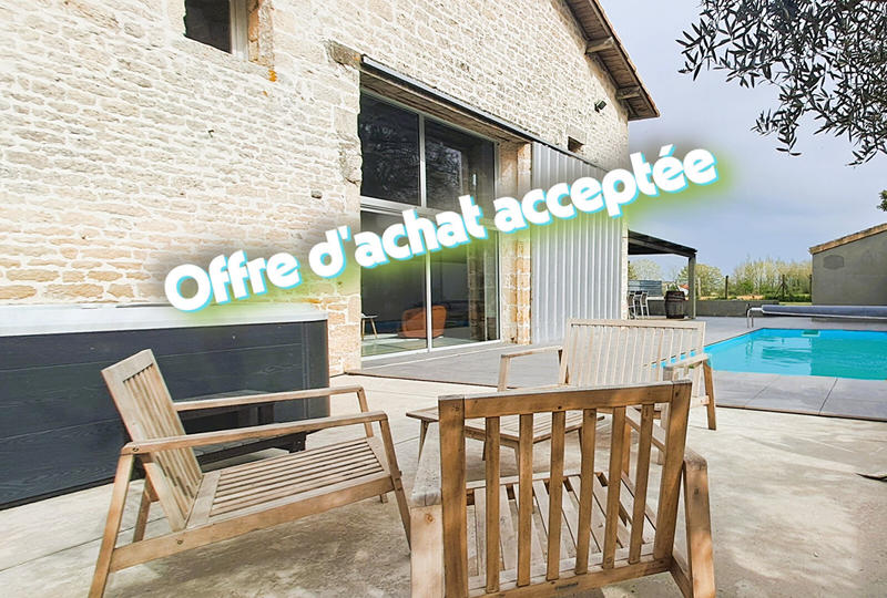 Maison - 246 m² - 8 pièces