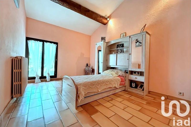 Maison - 195 m² - 7 pièces