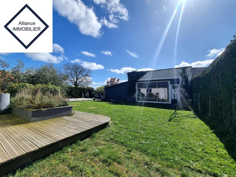 Maison - 177 m² - 7 pièces