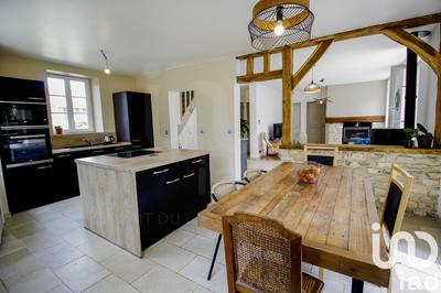 Maison - 141 m² - 7 pièces