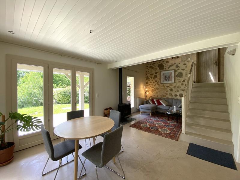 Propriété - 390 m² - 12 pièces