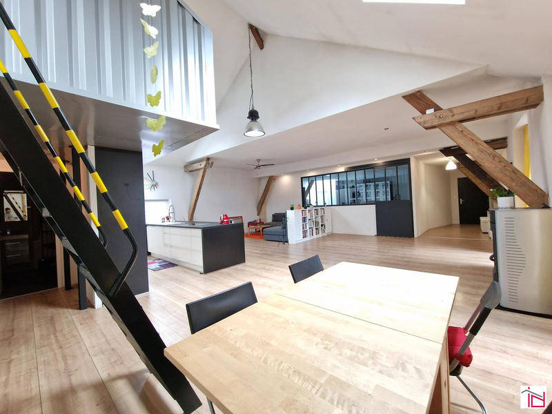 Maison - 176 m² - 4 pièces