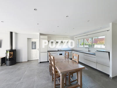 Maison - 102 m² - 4 pièces