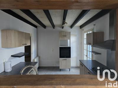 Maison - 210 m² - 9 pièces