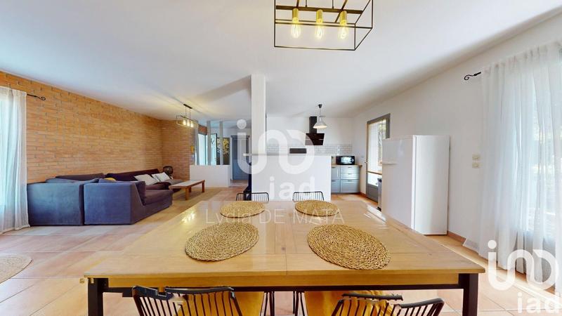 Maison - 102 m² - 5 pièces