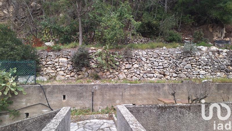 Maison - 208 m² - 12 pièces