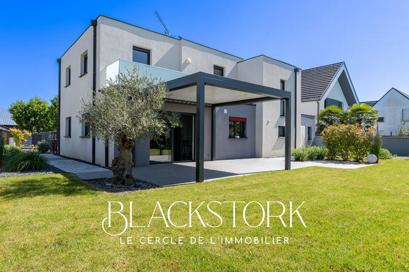 Maison - 139 m² - 6 pièces