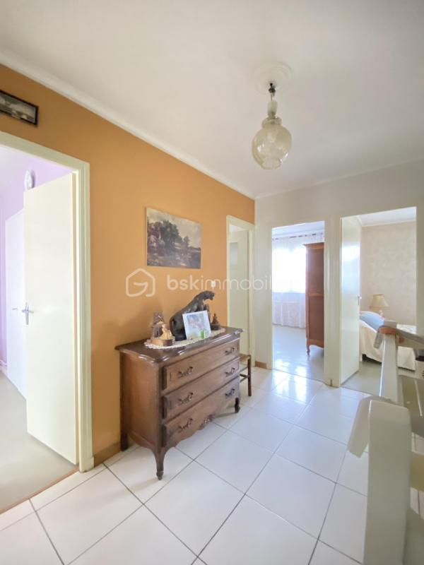 Villa - 107 m² - 6 pièces