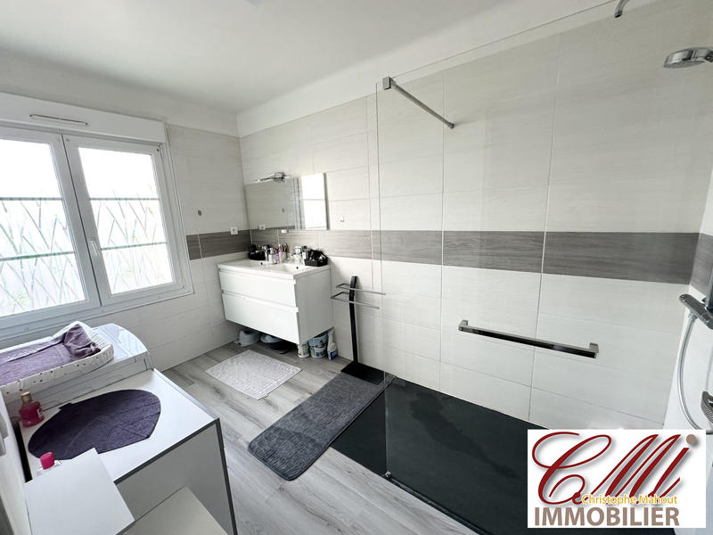 Maison - 81 m² - 5 pièces